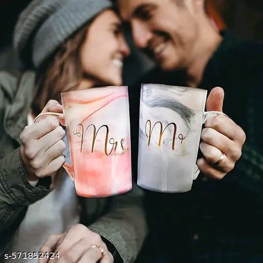 Premium Ceramic Marble Mr & Mrs Mug Set (2 pcs) with Lids & Golden Spoons – Anniversary Wedding Coffee Tea Couple Gift – Microwave & Dishwasher Safe